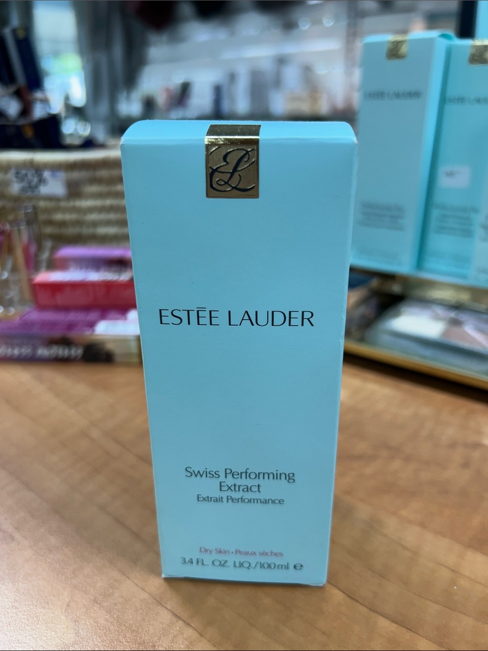 Estée Lauder Swiss Performing Extract - Light Blue & Gold Packaging